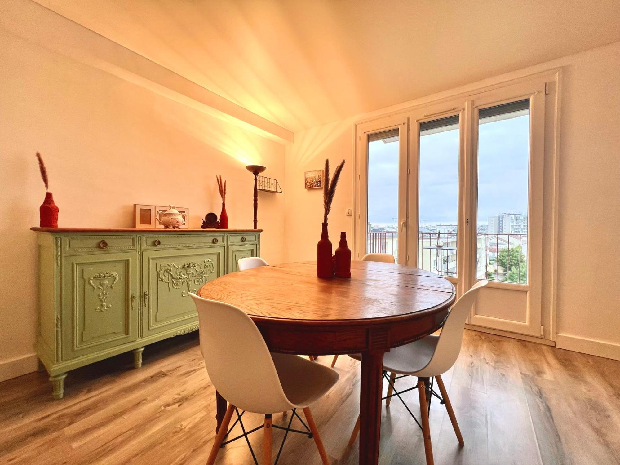Appartement Proche Gare, 6 Voyageurs Et Stationnement Gratuit Reims Exterior photo